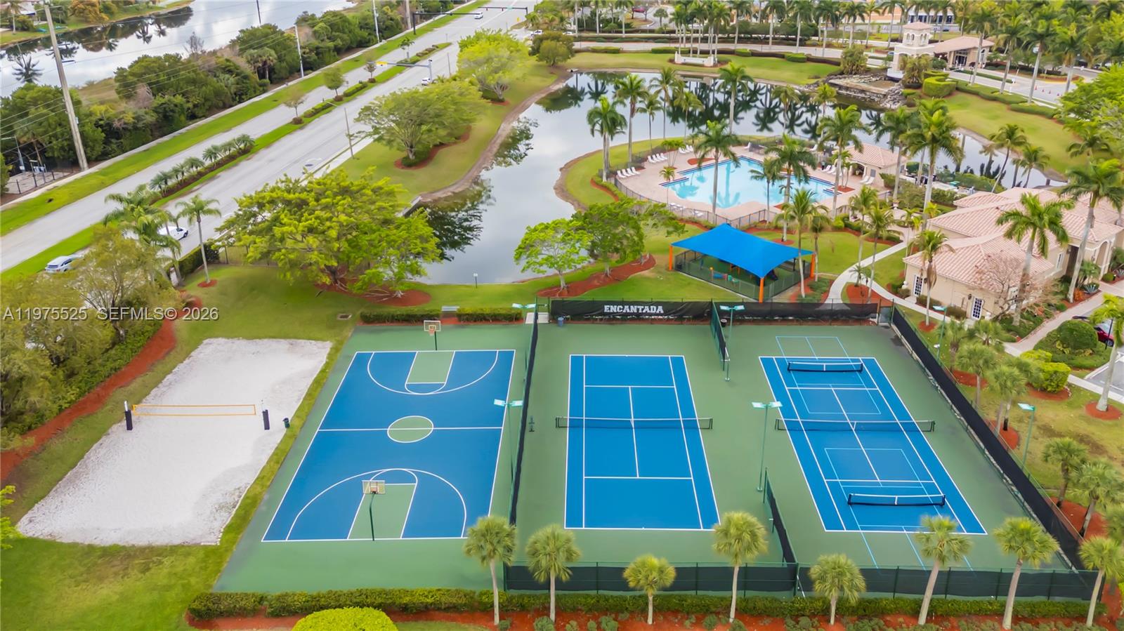 Encantada - Residential