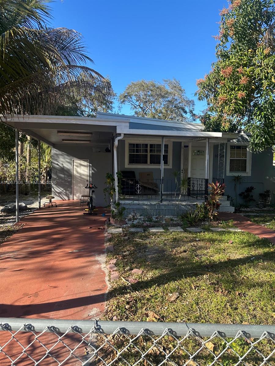 POINCIANNA MANOR SEC 1 - Residential