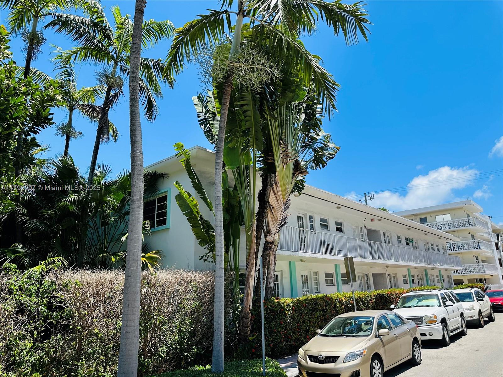 Rental Property at 911 Meridian Ave 107, Miami Beach, Miami-Dade County, Florida - Bedrooms: 1 
Bathrooms: 1  - $1,950 MO.
