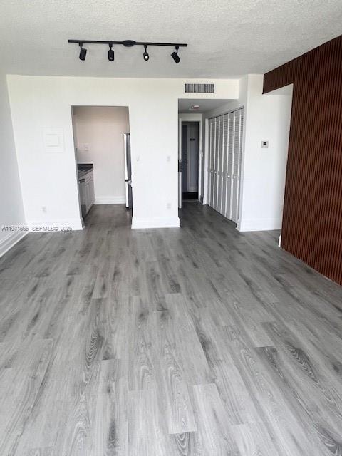 KEYSTONE TOWERS CONDO - Residential