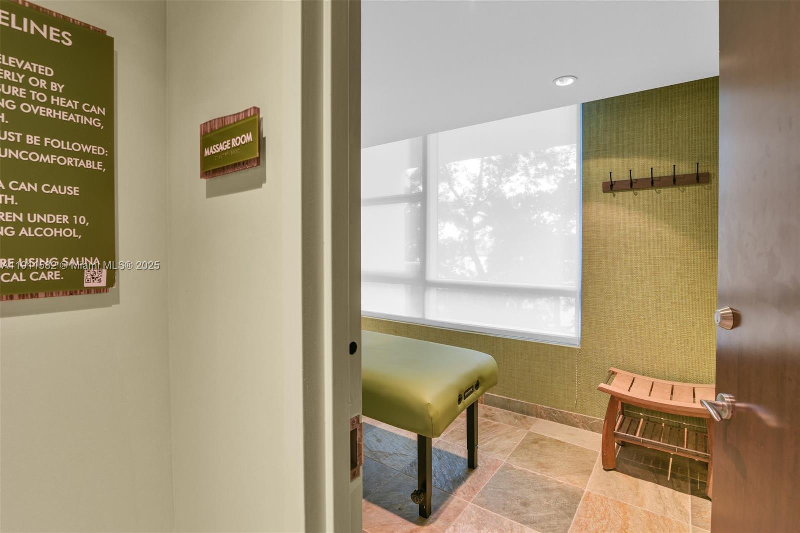 TAO SAWGRASS CONDOMINIUM - Residential