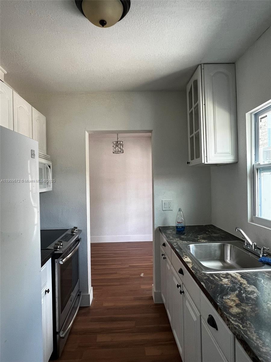 LAKE WORTH TOWN OF - Residential Lease