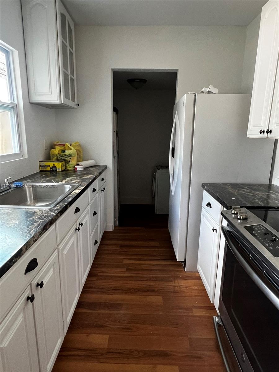 LAKE WORTH TOWN OF - Residential Lease