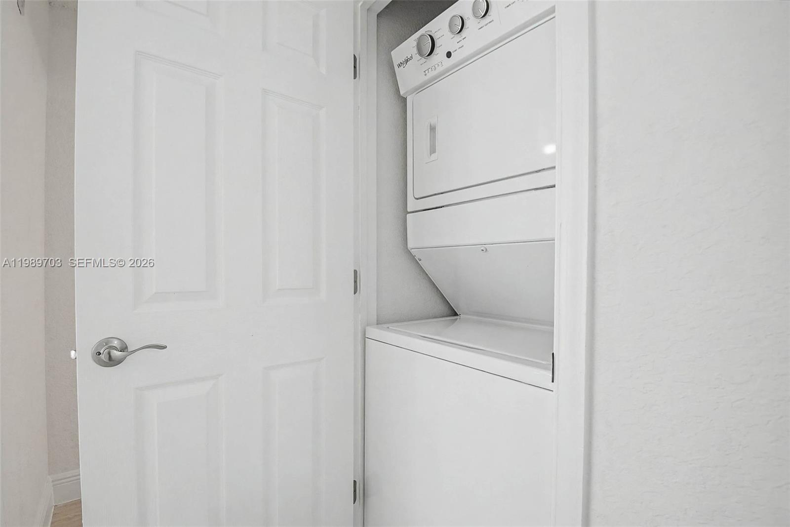 DADELAND NORTH METRORAIL - Residential Lease