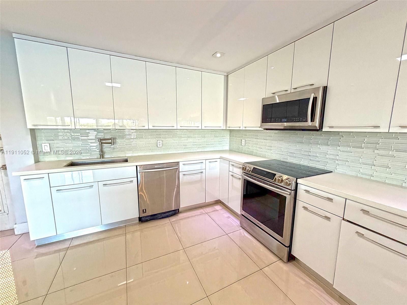 AZURE LAKE CONDO - Residential