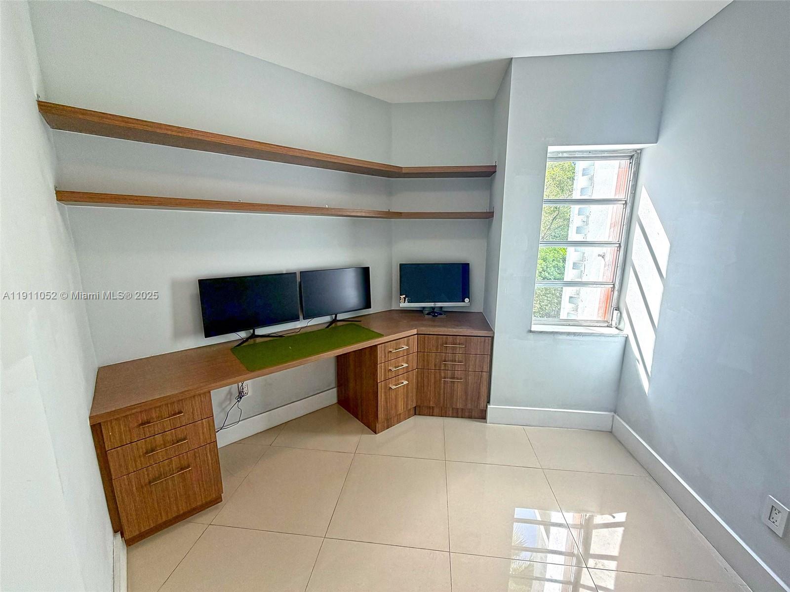 AZURE LAKE CONDO - Residential