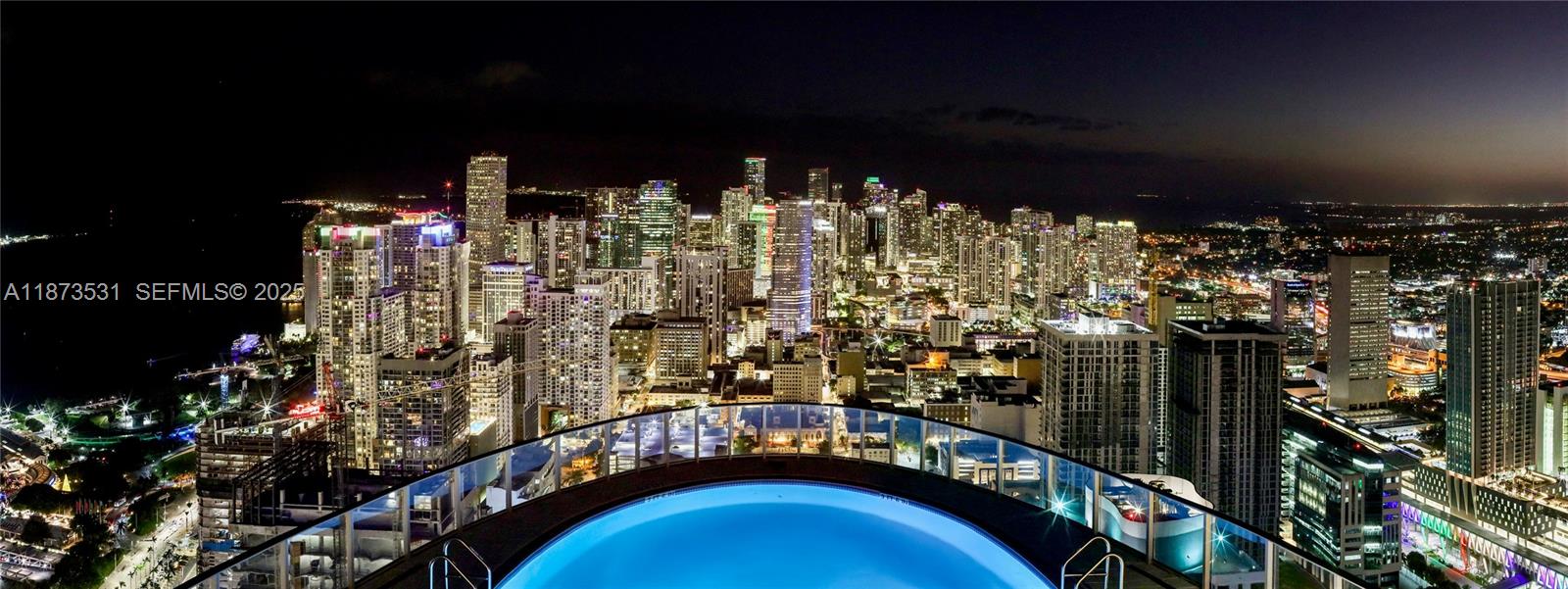 PARAMOUNT MIAMI WORLDCENT - Residential