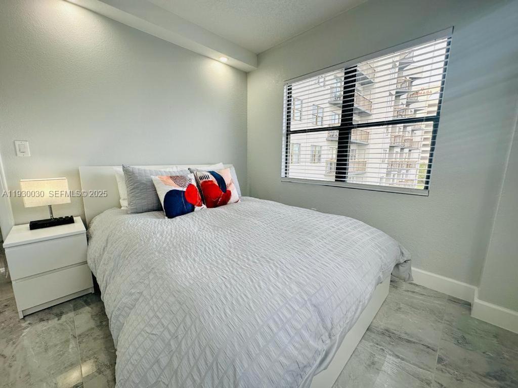 ENCLAVE - Residential