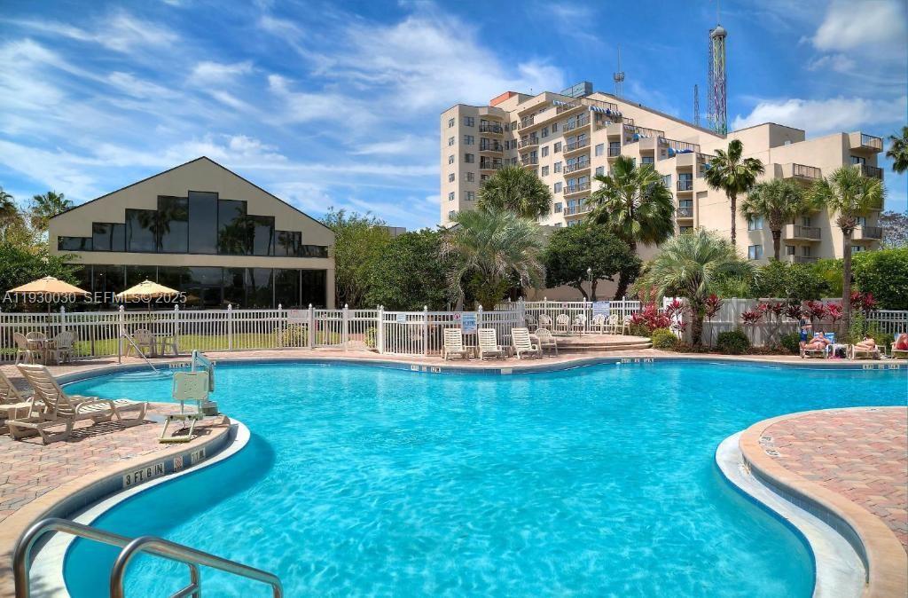 ENCLAVE - Residential