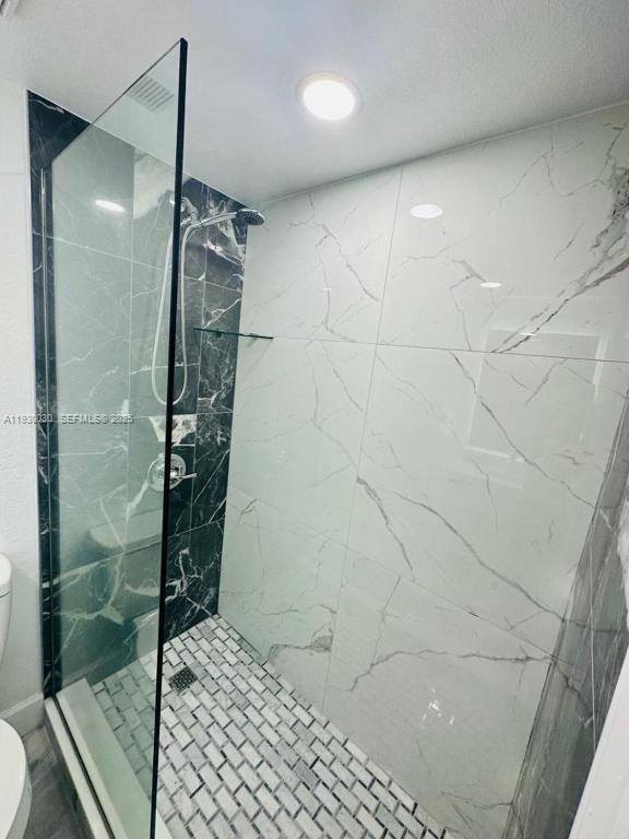 ENCLAVE - Residential