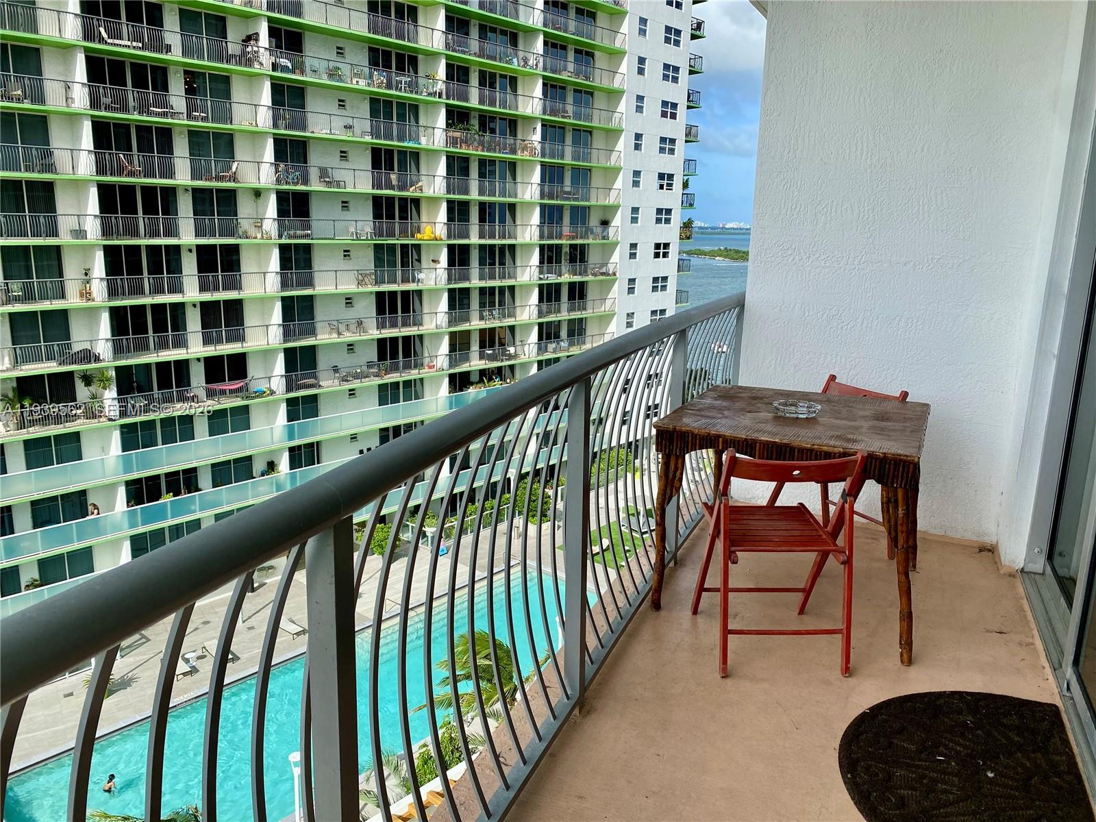 1750 N Bayshore Dr 1711