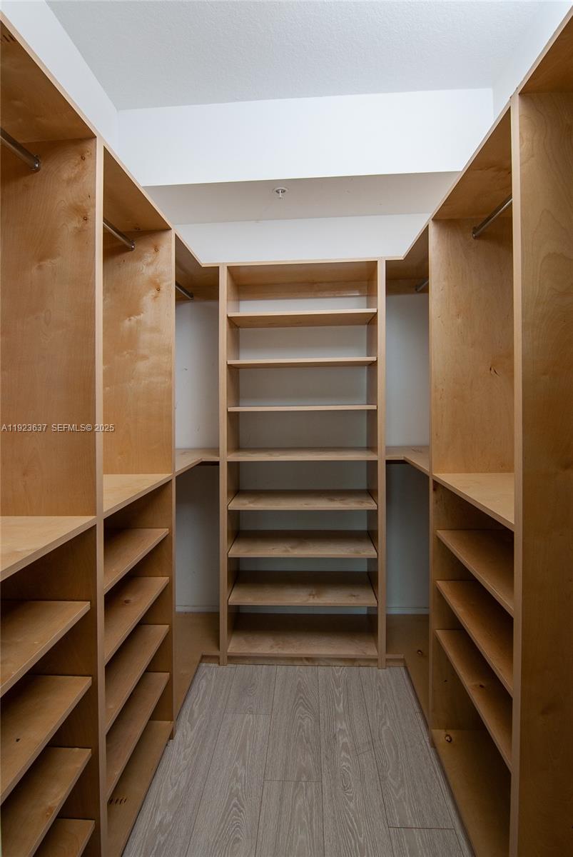 DUO CONDO WEST - Residential Lease