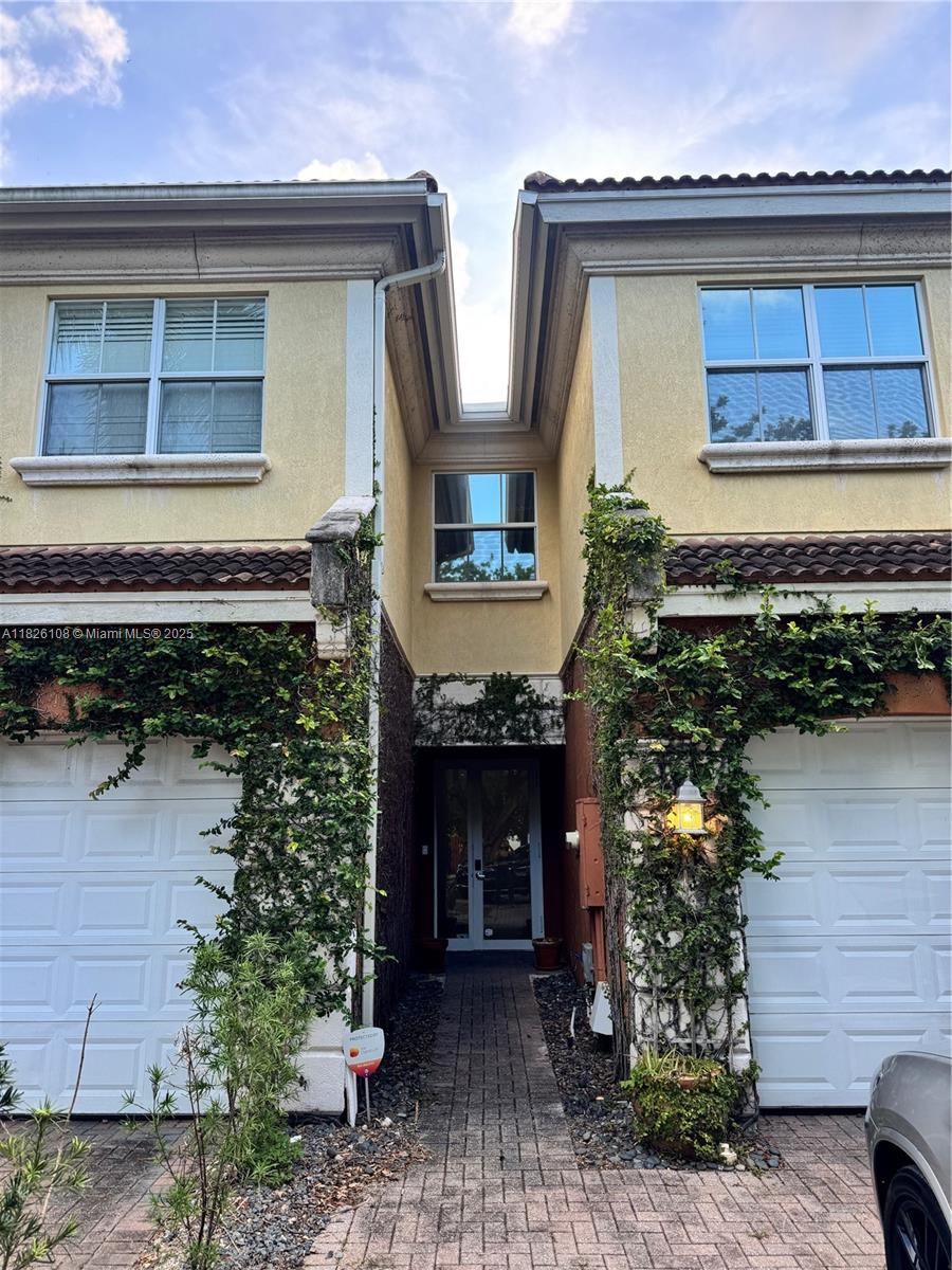 1139 NE 13th Ave