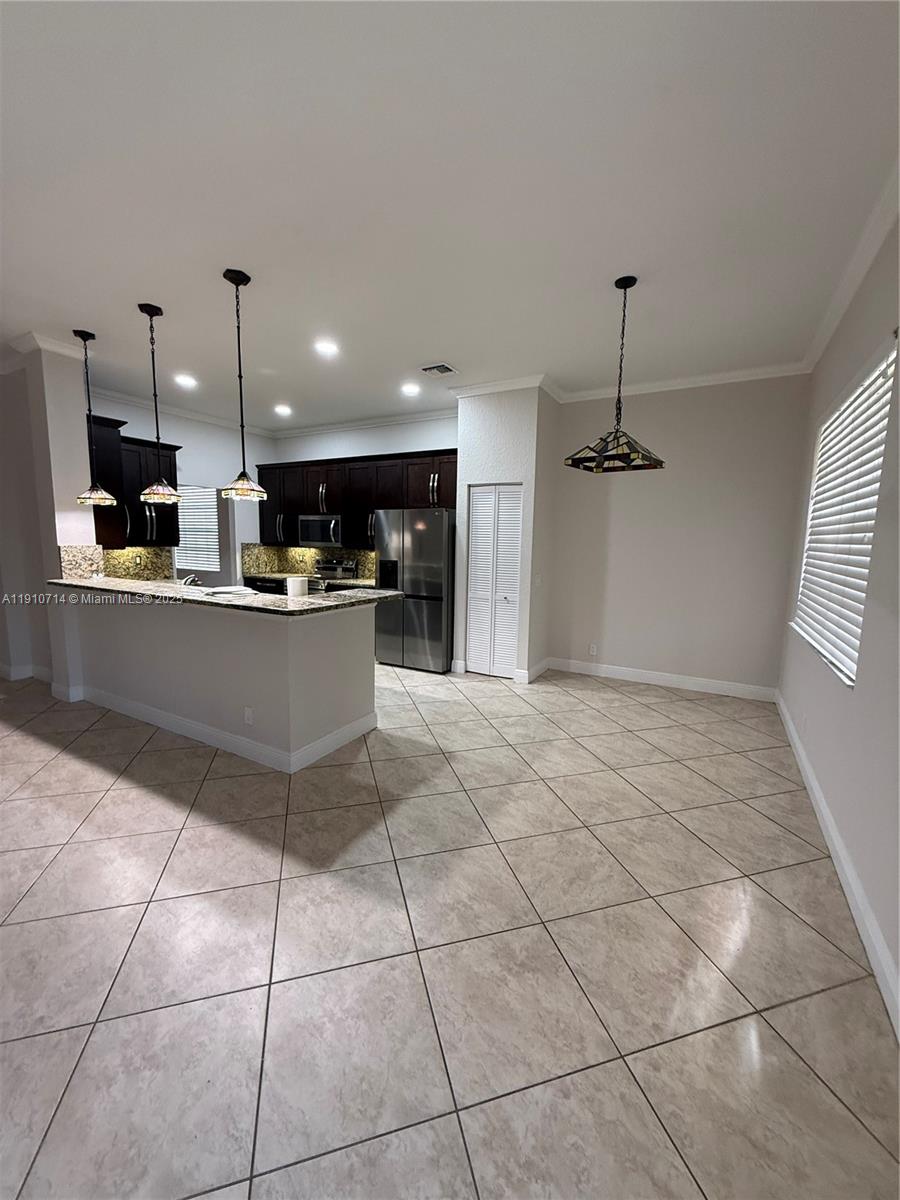 SECTOR 2-PARCELS 12 13 14 - Residential Lease