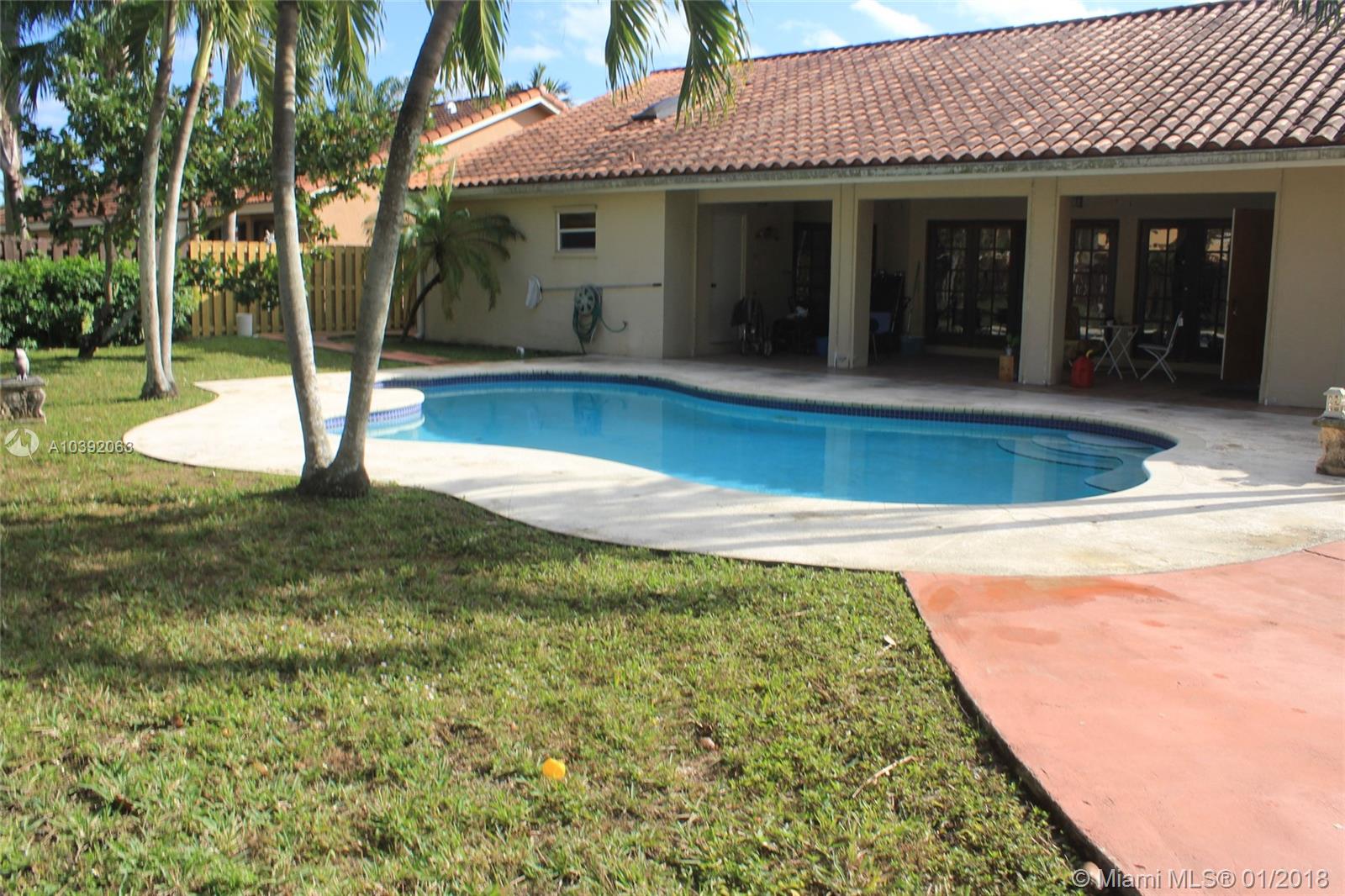 THE MANSIONS - Residential