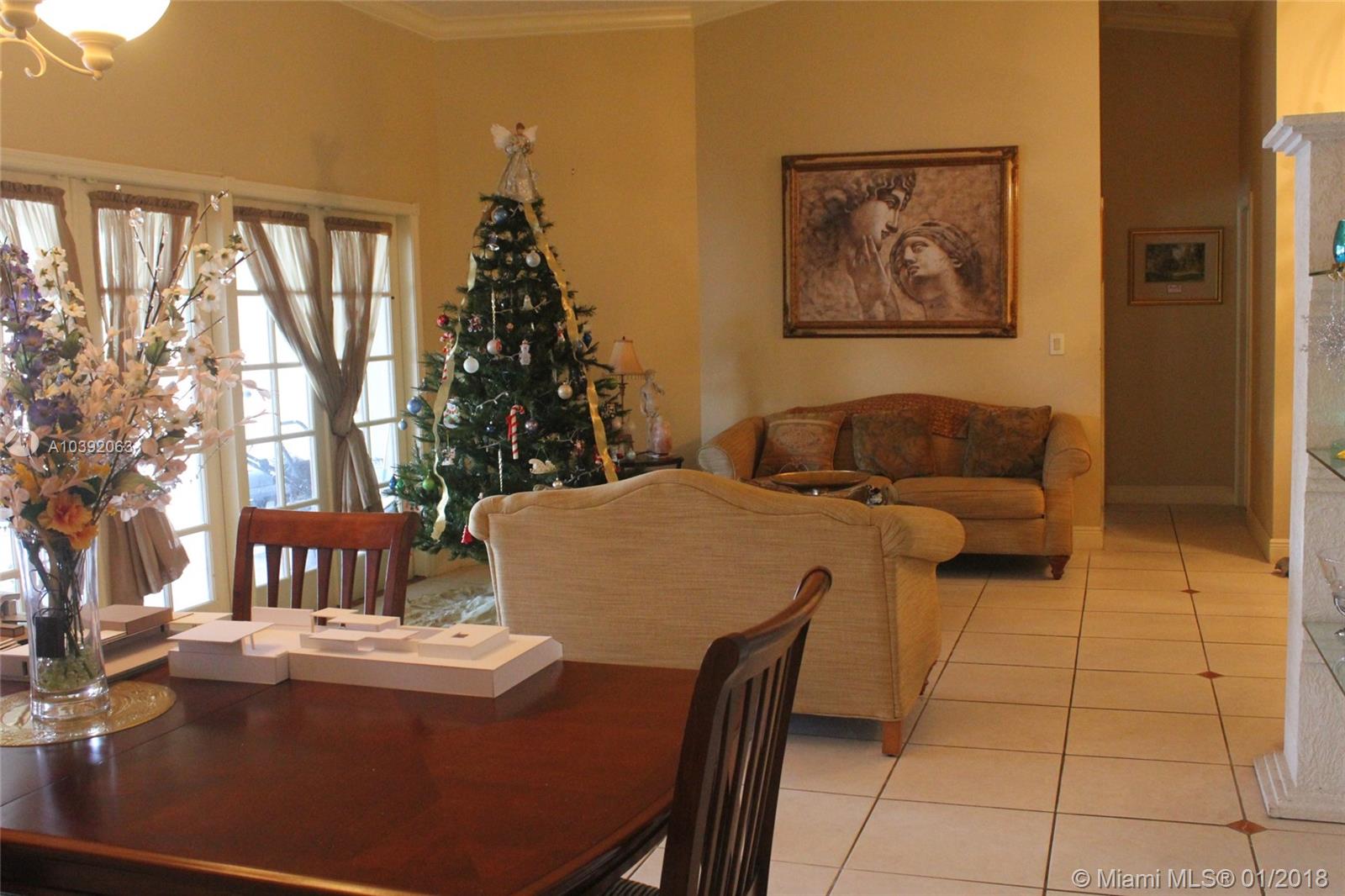 THE MANSIONS - Residential