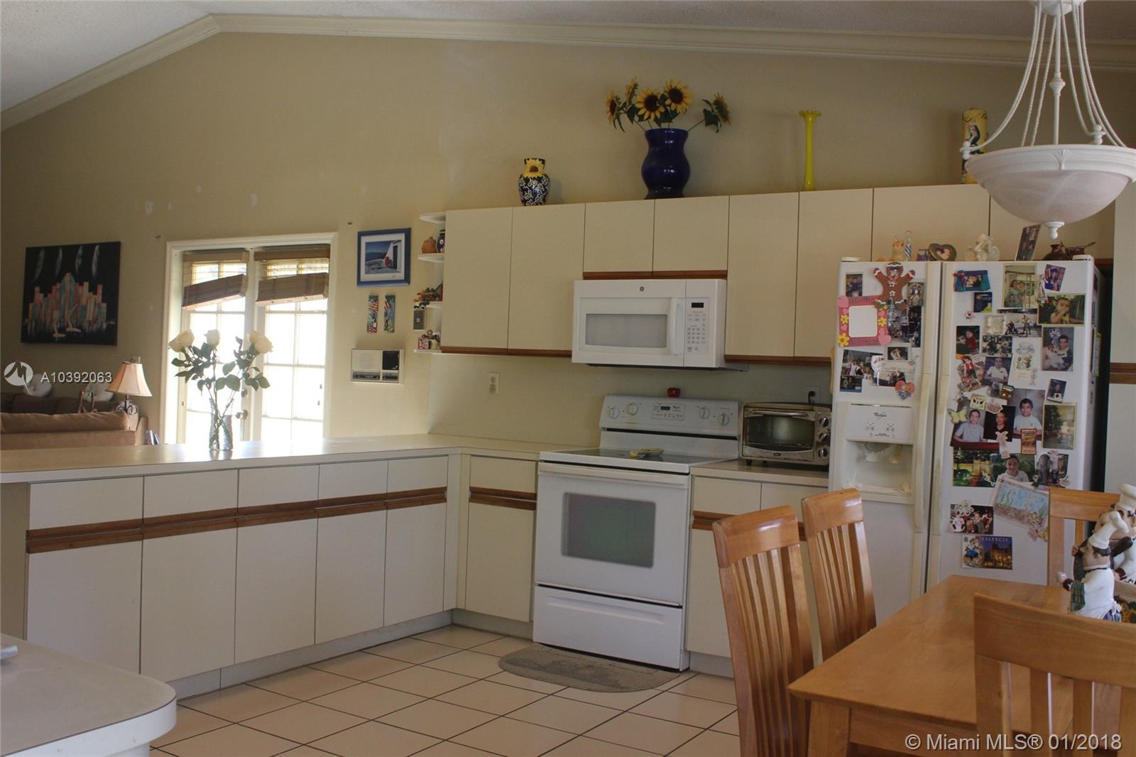 THE MANSIONS - Residential