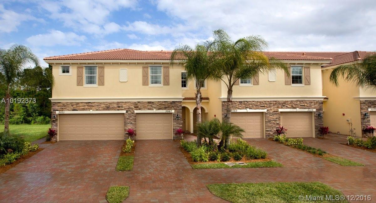 Beautiful Brand New townhouse located in the community River Marina , 3 Bedrooms, 2.5 baths , 1 car garage space, New Stainless Steal Appliances.