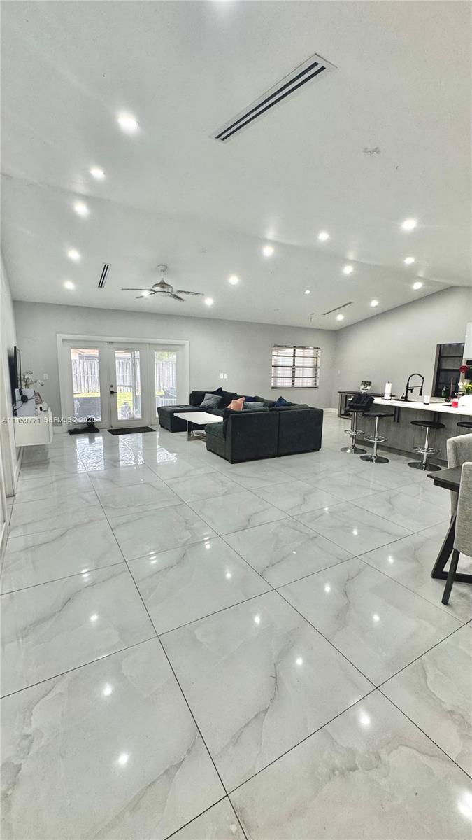 15009 SW 13th Pl