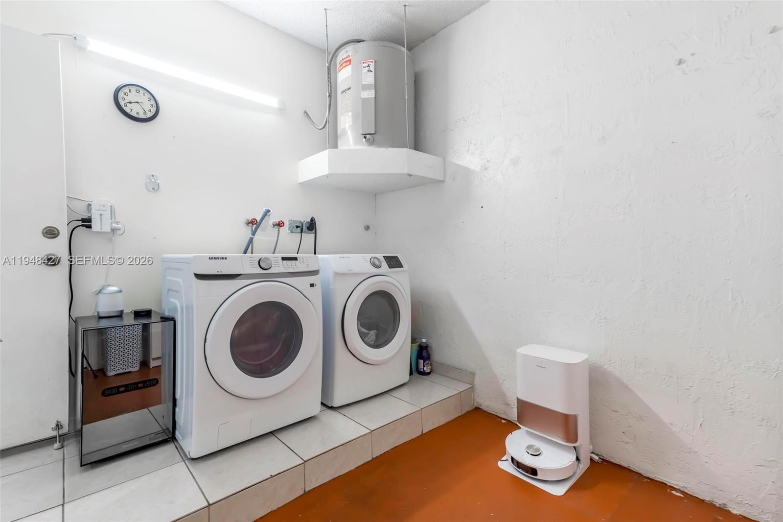 BRISTOL POINTE - Residential