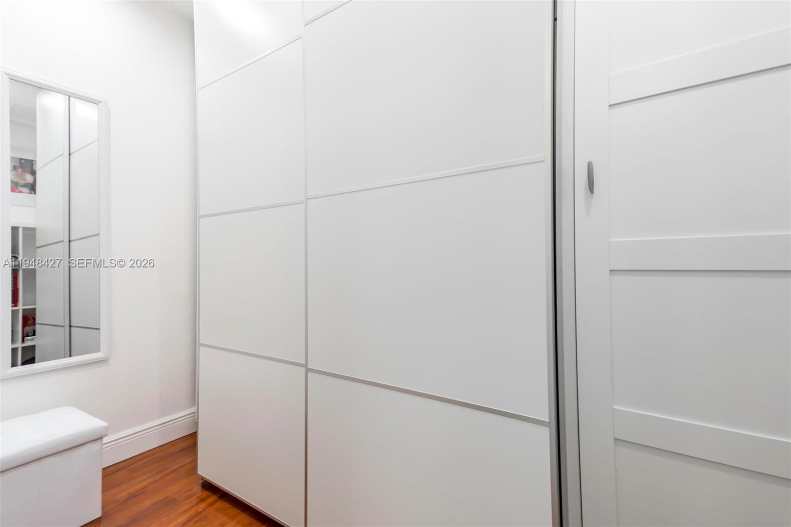 BRISTOL POINTE - Residential