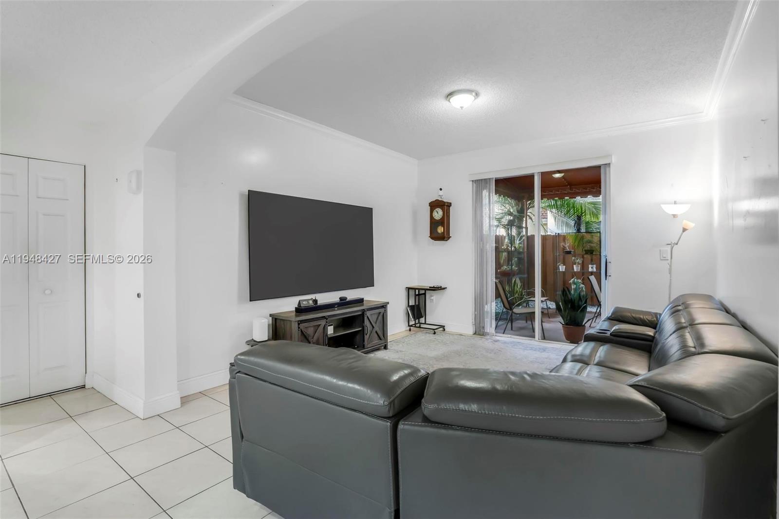 BRISTOL POINTE - Residential