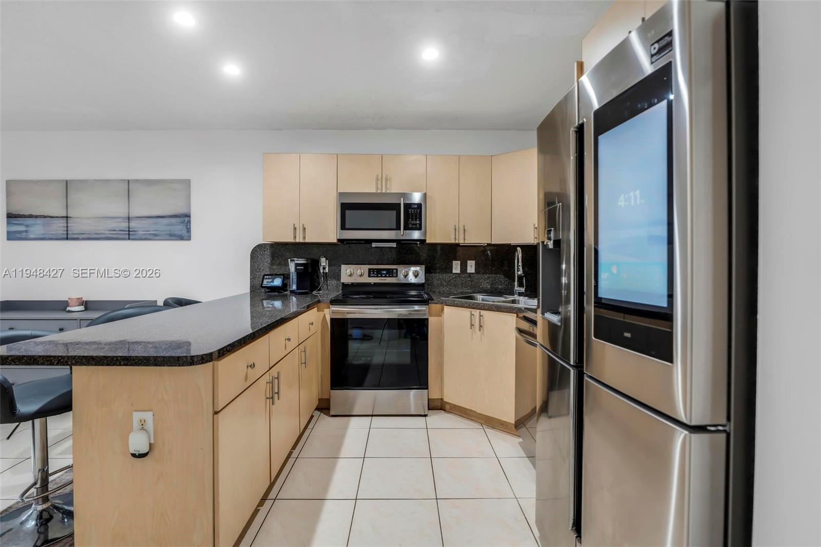 BRISTOL POINTE - Residential