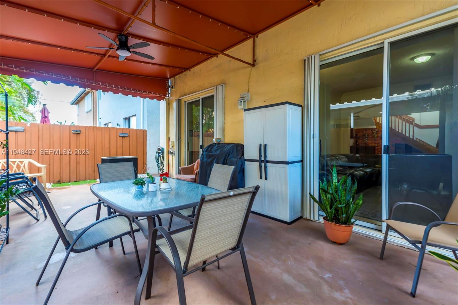 BRISTOL POINTE - Residential