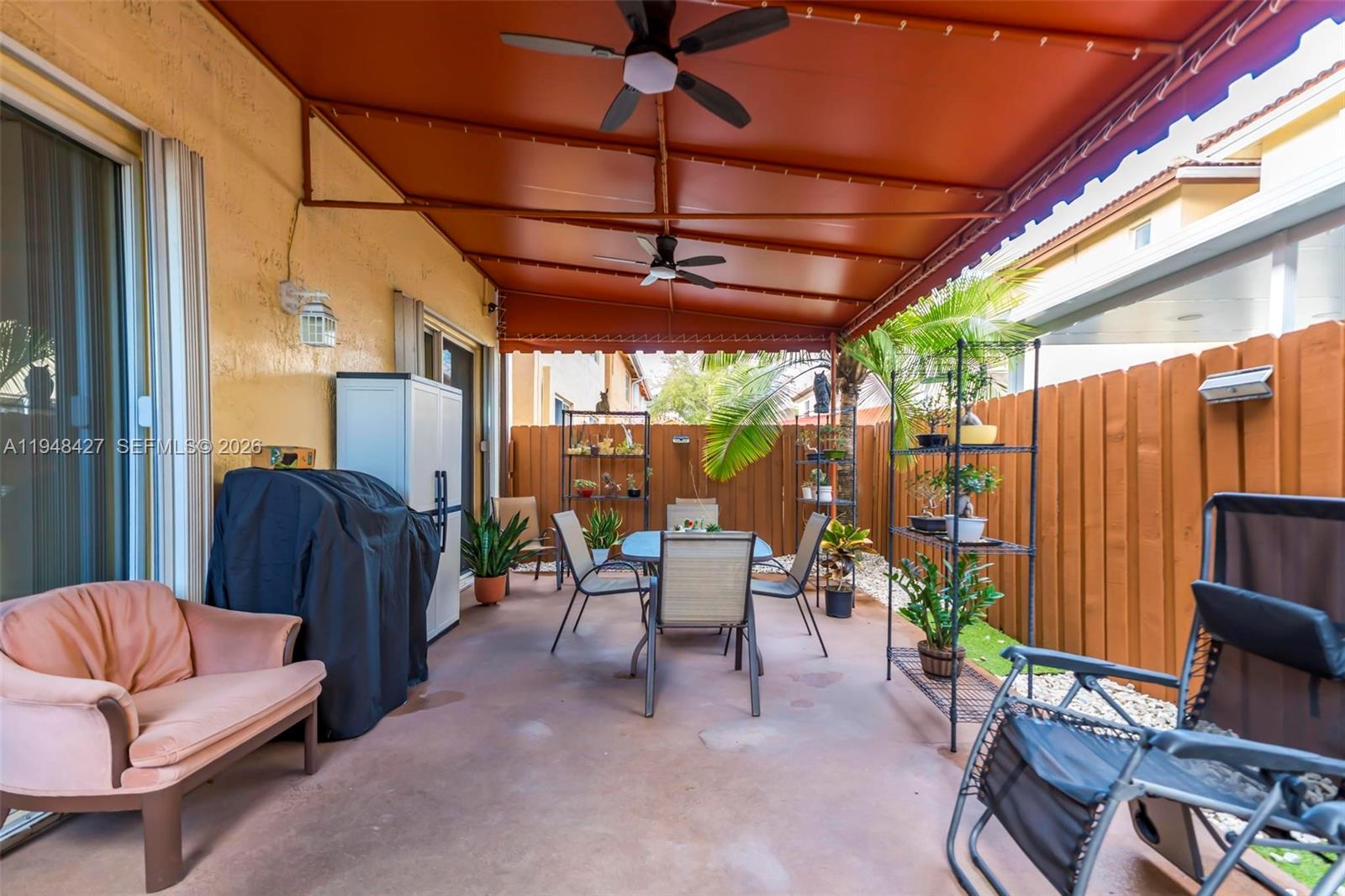 BRISTOL POINTE - Residential