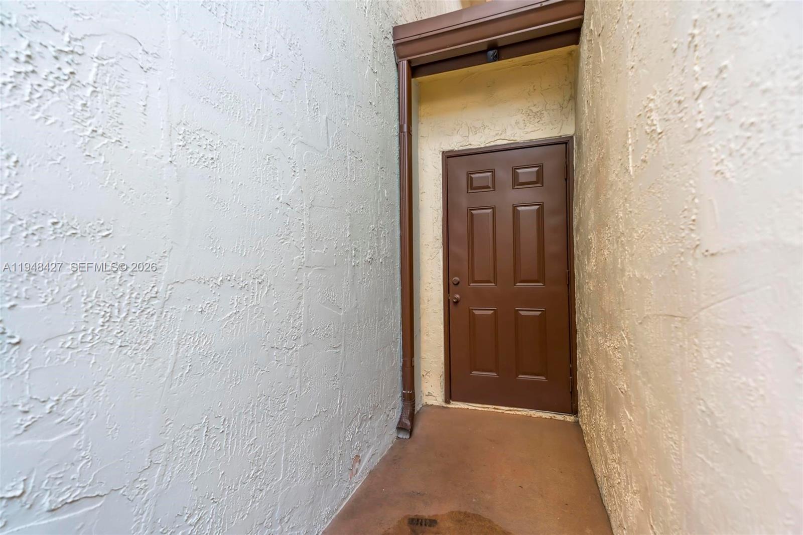 BRISTOL POINTE - Residential