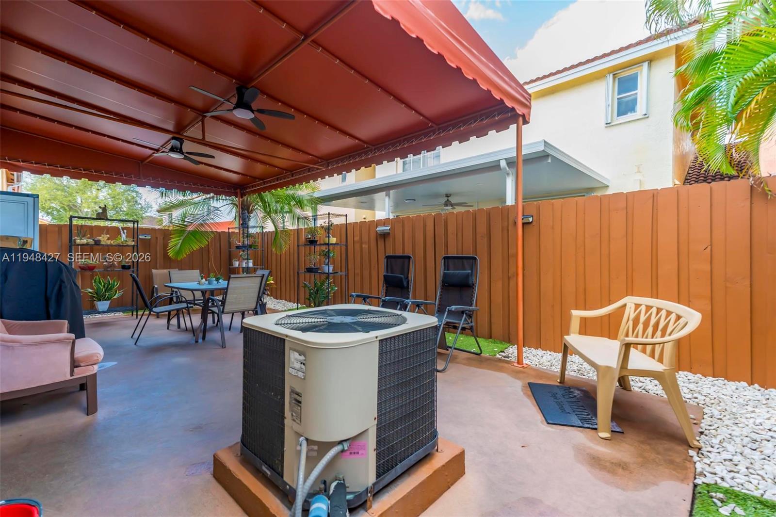 BRISTOL POINTE - Residential