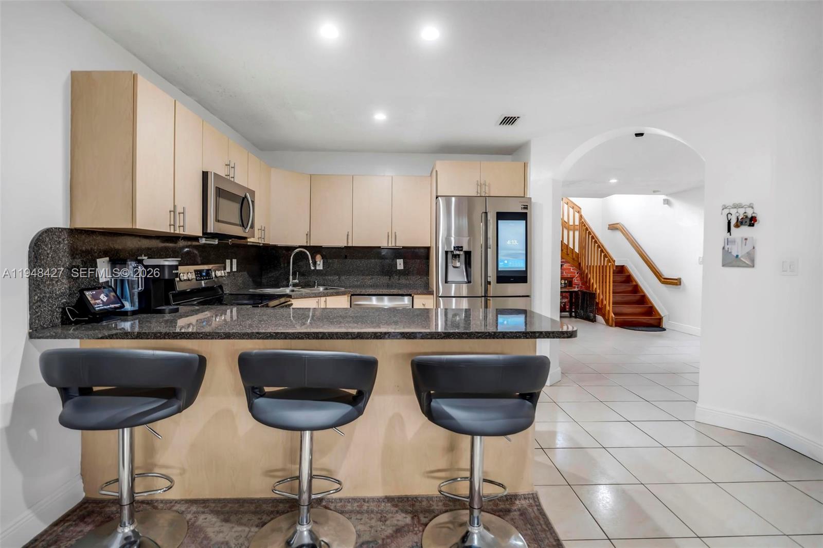 BRISTOL POINTE - Residential