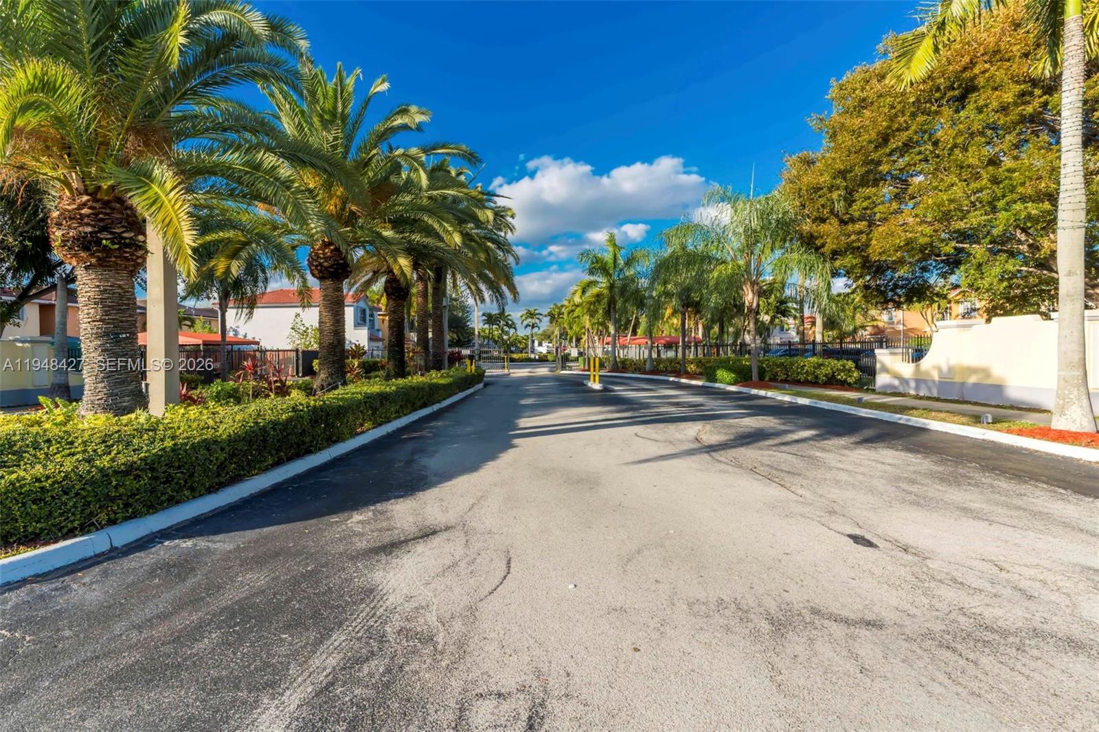 BRISTOL POINTE - Residential