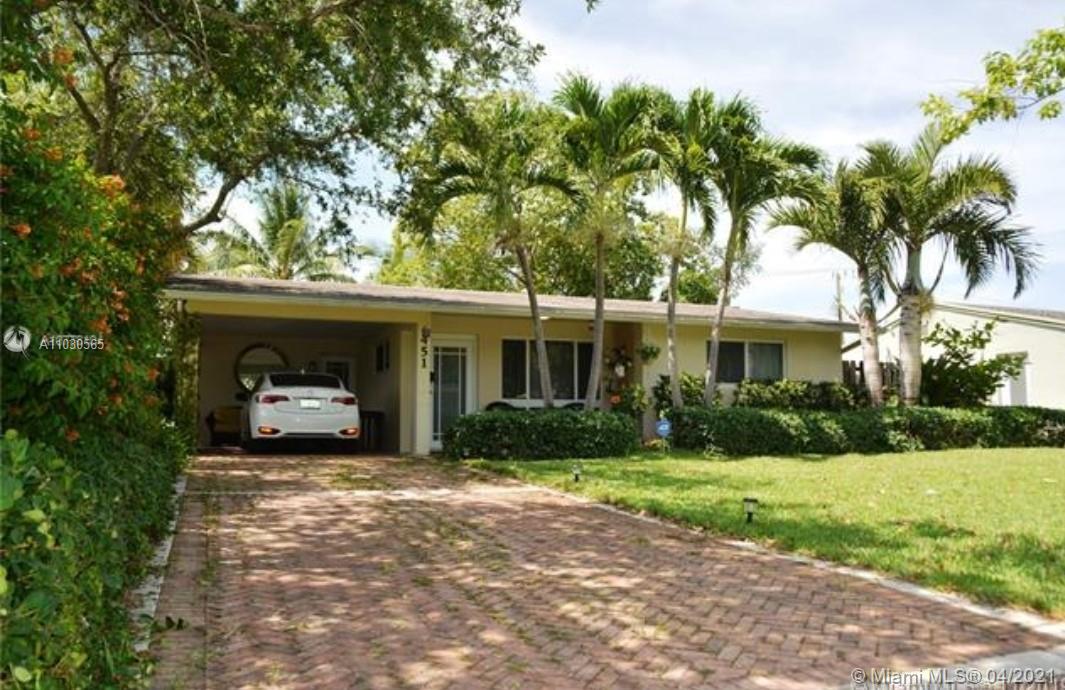 LLOYD ESTATES - Residential Lease