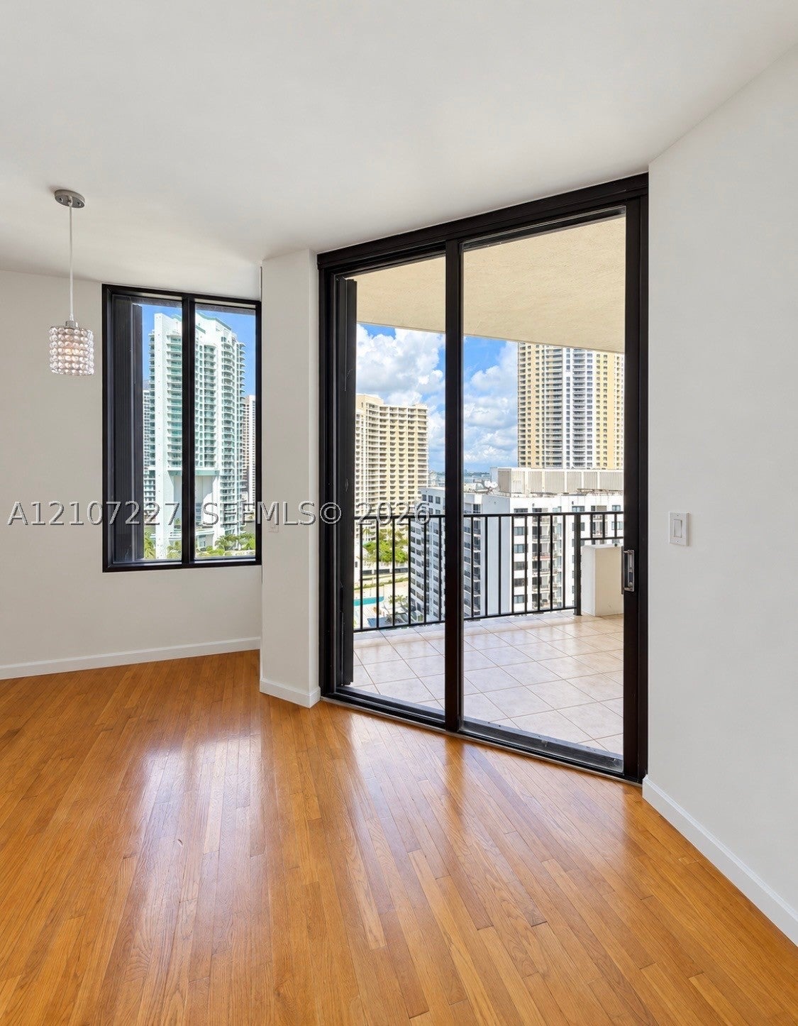 520 Brickell Key Dr A2012