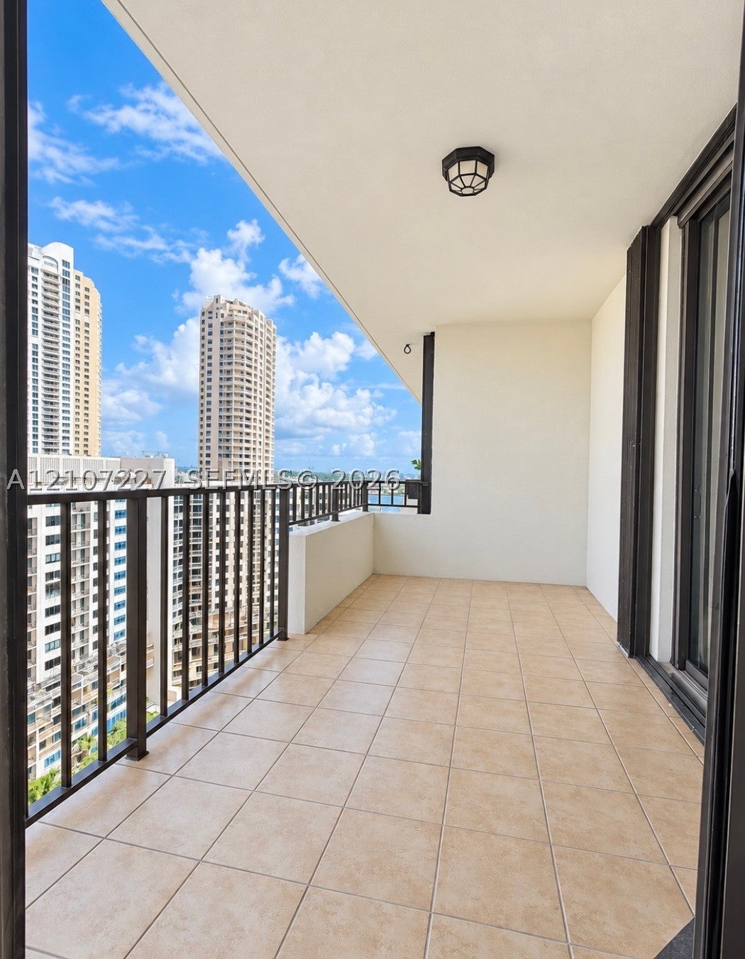 520 Brickell Key Dr A2012