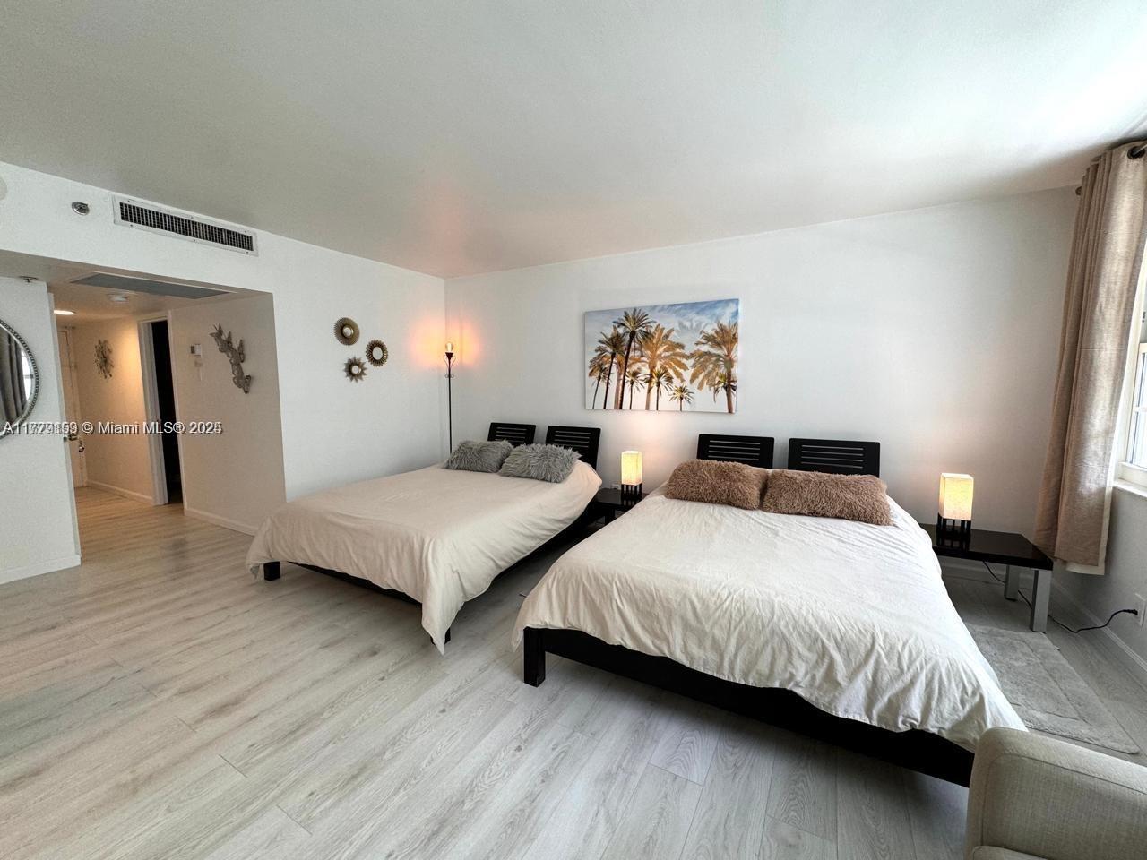 THE DECOPLAGE CONDO - Residential
