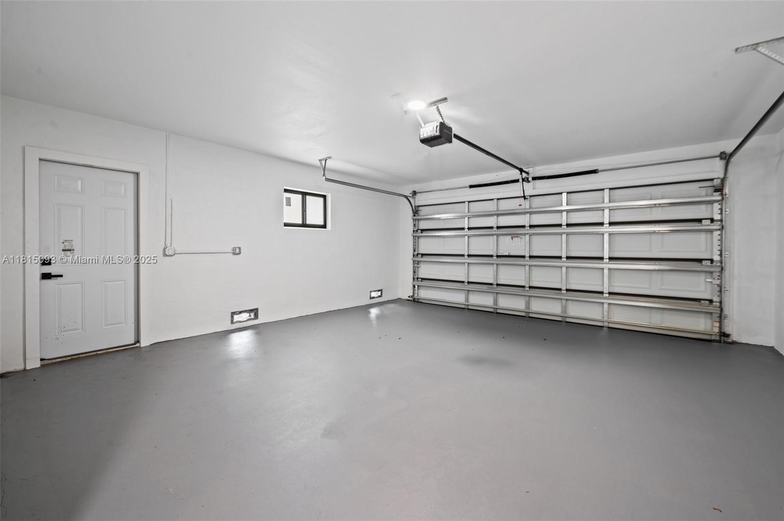BOCA RATON SQUARE UNIT 19 - Residential