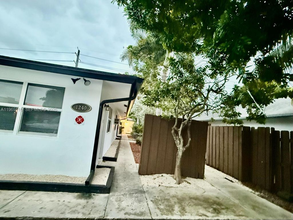 Photo of 1240 NE 12th Ave #1, Fort Lauderdale, FL 33304 (MLS # A11969110)