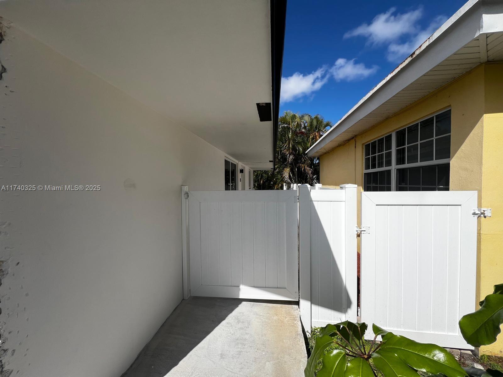 222 SW 8th St
