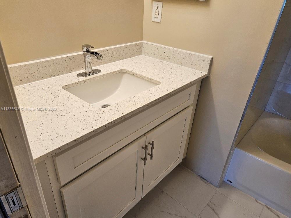 ST ANDREWS AT BOYNTON BEA - Residential Lease