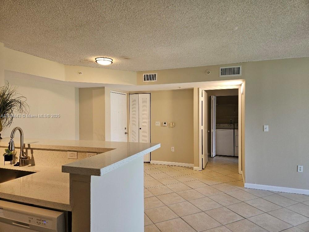 ST ANDREWS AT BOYNTON BEA - Residential Lease