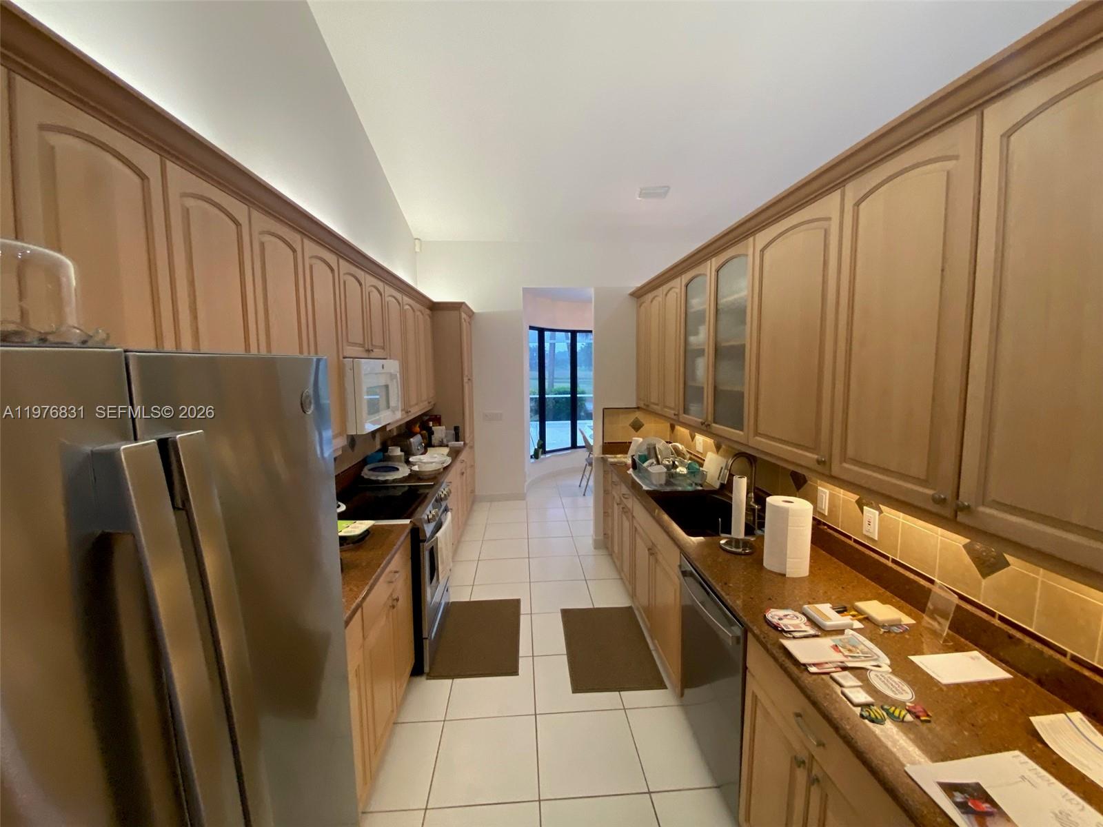 BOCA GREENS 2 - Residential