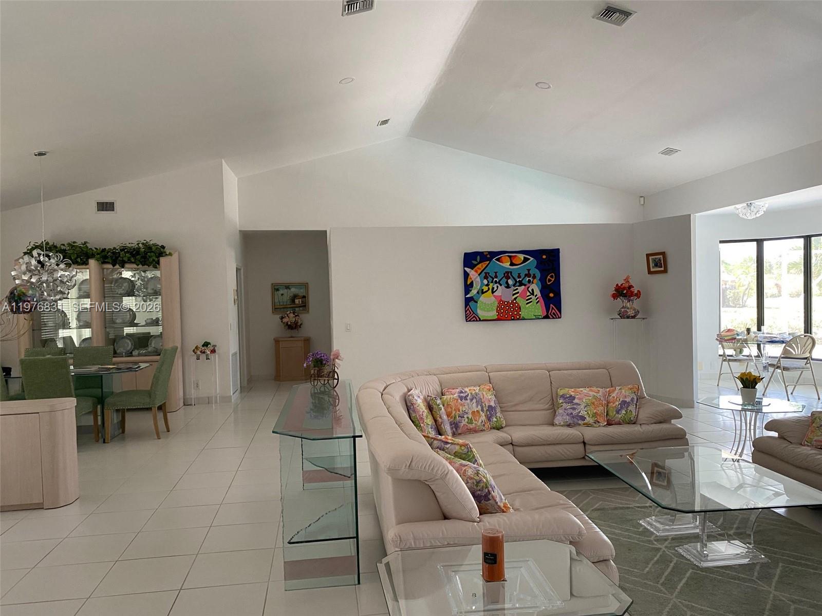 BOCA GREENS 2 - Residential