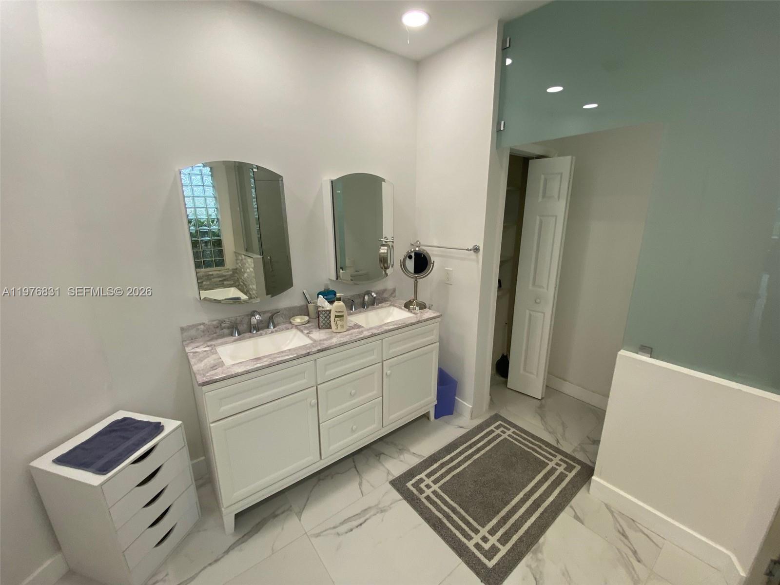 BOCA GREENS 2 - Residential