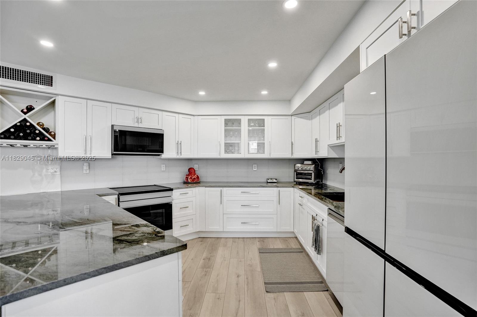 CLARIDGE CONDO - Residential Lease