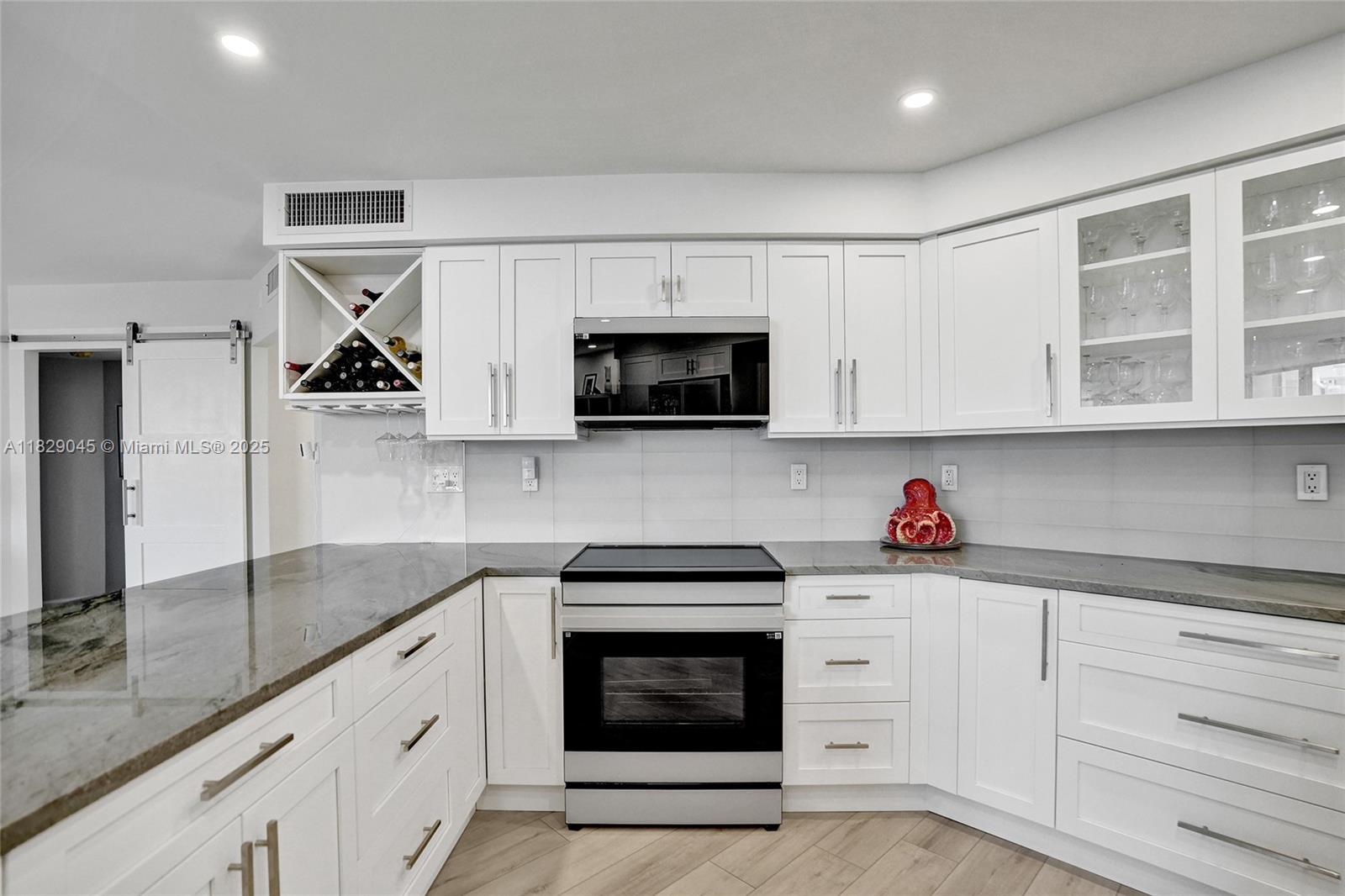 CLARIDGE CONDO - Residential Lease