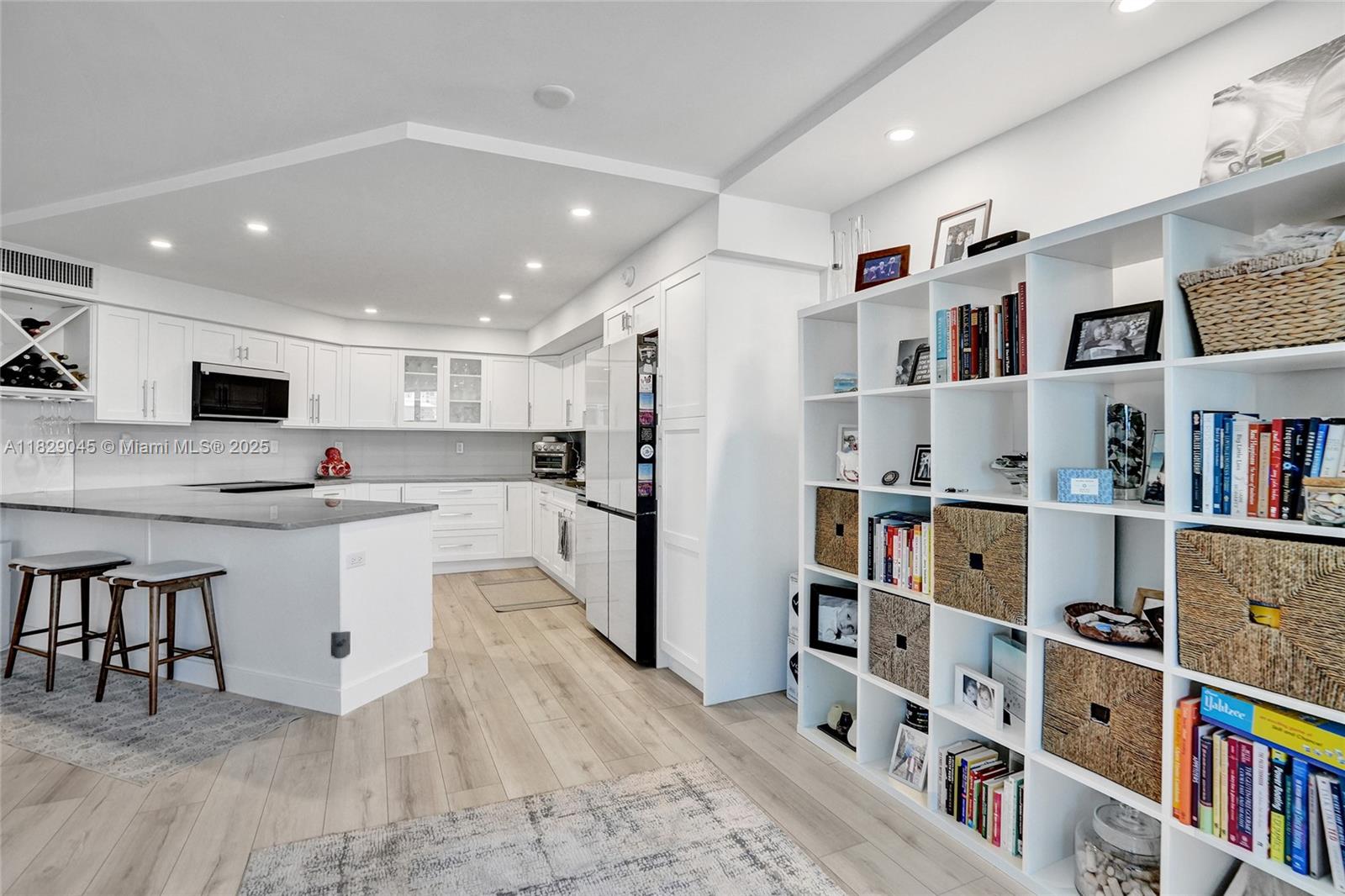 CLARIDGE CONDO - Residential Lease