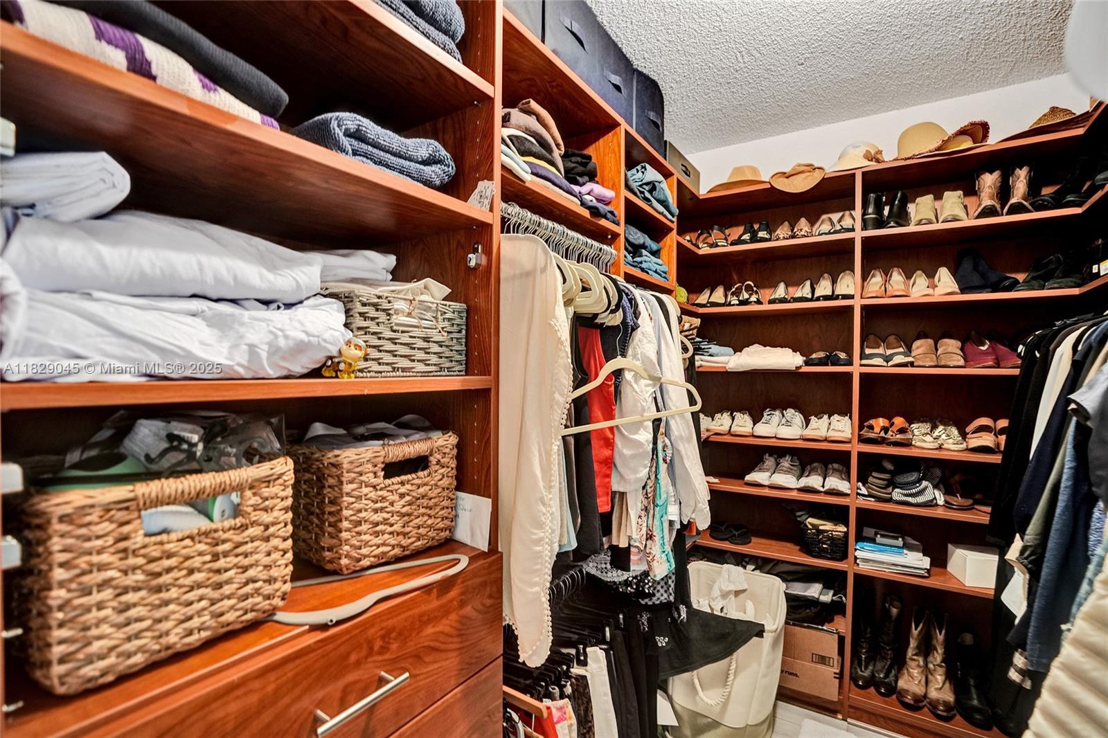 CLARIDGE CONDO - Residential Lease