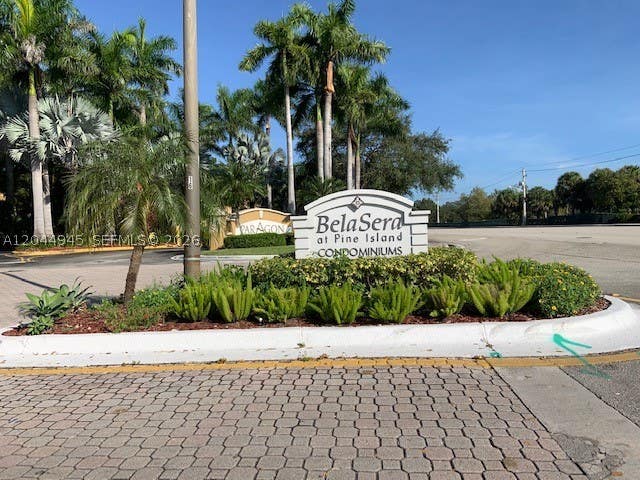 Photo of 731 N Pine Island Rd #305, Plantation, FL 33324 (MLS # A12044945)